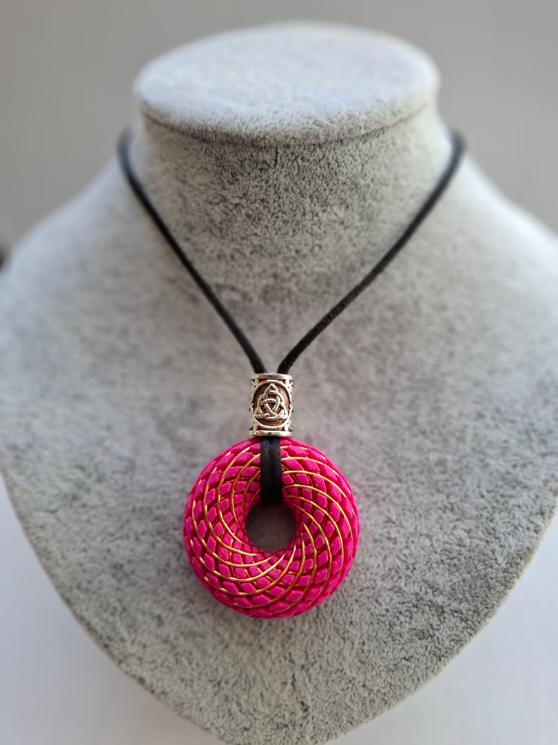 Pandantiv PlasmaThor Rodin Coils (Magenta)