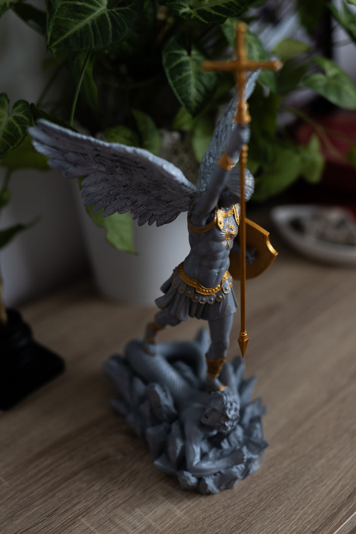 Statueta/Armonizator cu Plasma - Arhanghelul Mihail - 43 cm