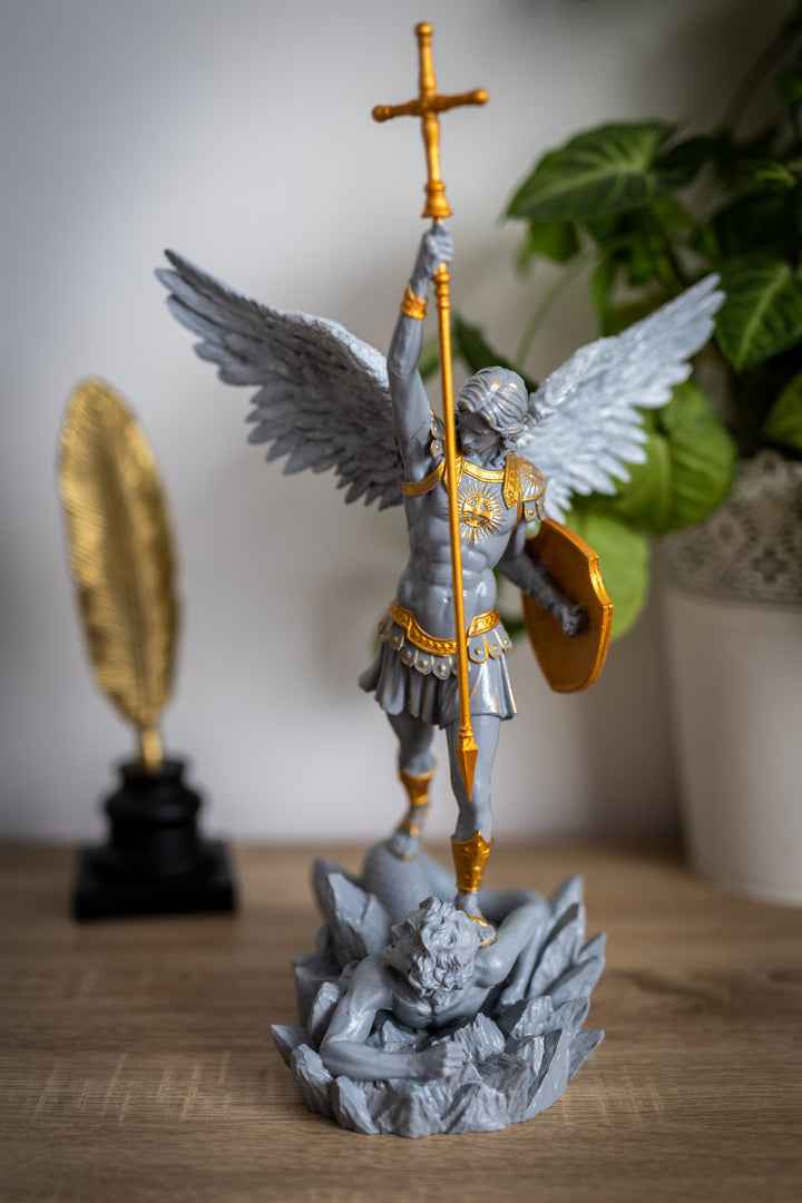 Statueta/Armonizator cu Plasma - Arhanghelul Mihail - 43 cm