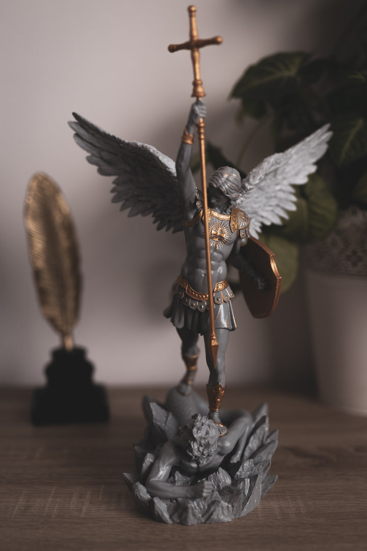 Statueta/Armonizator cu Plasma - Arhanghelul Mihail - 43 cm