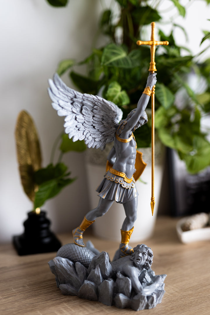 Statueta/Armonizator cu Plasma - Arhanghelul Mihail - 43 cm