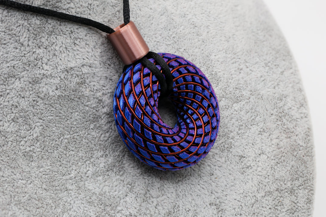 Pandantiv PlasmaThor  Rodin Coils (Blue Magenta)